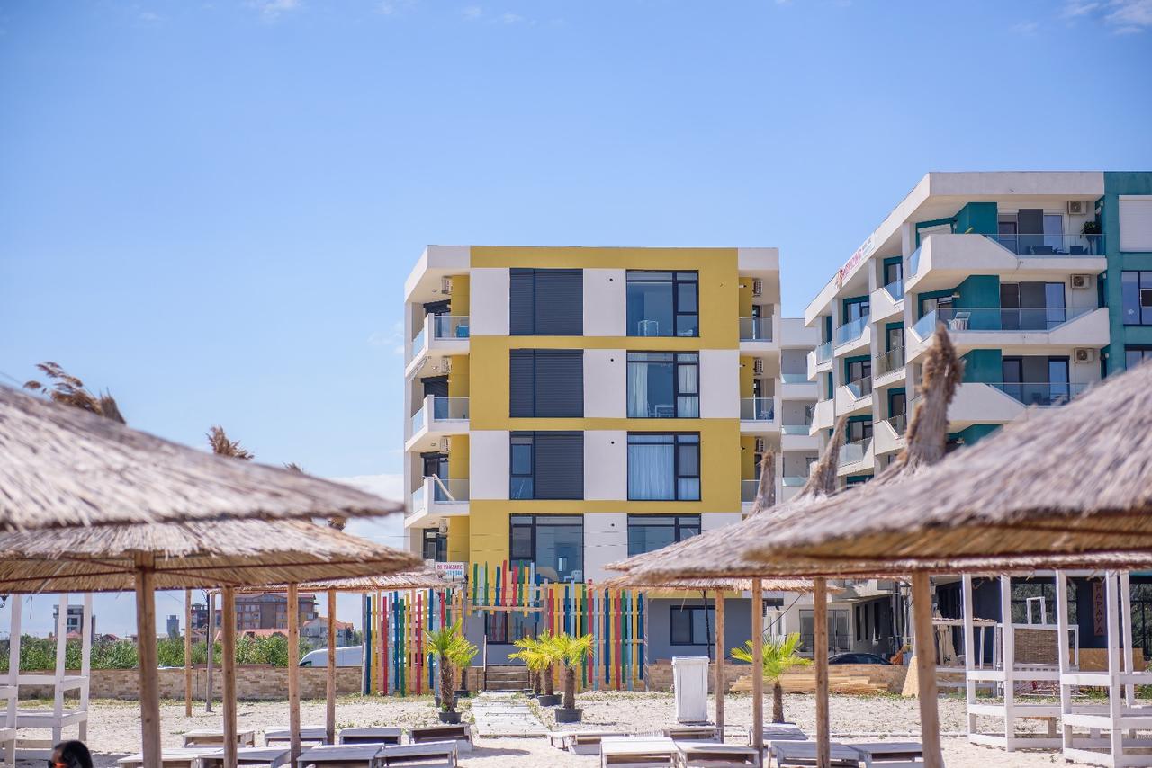 Năvodari Constantinos Apartment Mamaia Nord מראה חיצוני תמונה