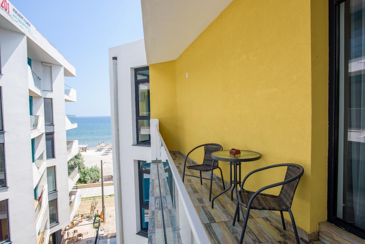 Năvodari Constantinos Apartment Mamaia Nord מראה חיצוני תמונה